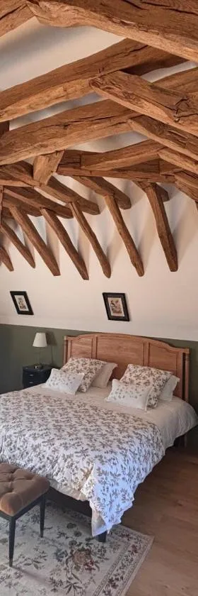 Le Domaine de la Haye Chambres d'Hôtes，位于Saint-Christophe-du-Bois的酒店