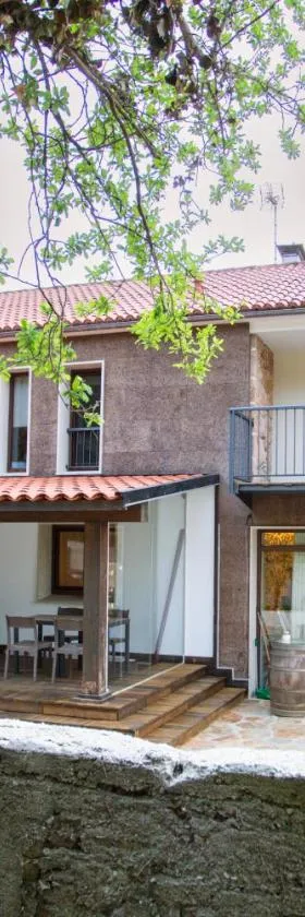 O Camiño Fala Hotel，位于Mazaricos的酒店
