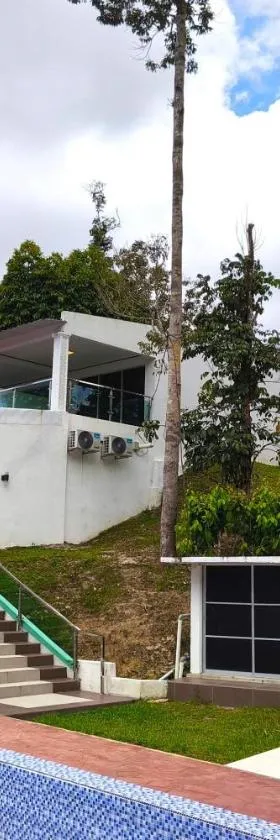 AlSafina Forest Stay，位于甘榜甘马挽的酒店