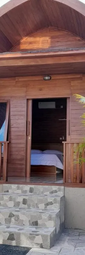 Pebble Beach Bungalow in Medewi Yeh Sumbul, Bali，位于Airsatang的酒店