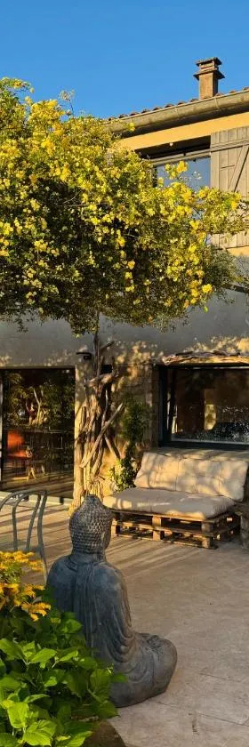 La Maison，位于莱旺的酒店