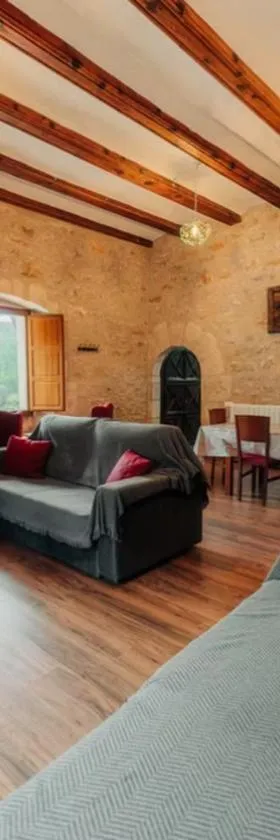 Casa Els Arcs，位于Castellfort的酒店