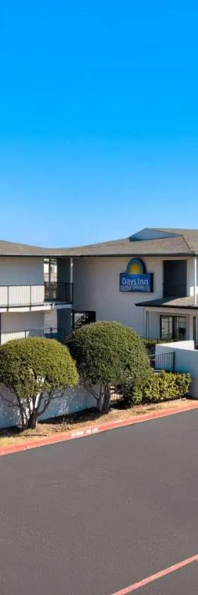 Days Inn by Wyndham Wichita Falls，位于威奇托福尔斯的酒店