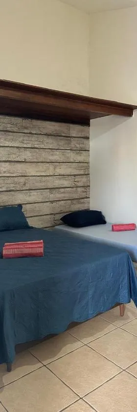 Kitnet Piratininga, Niterói, RJ，位于尼泰罗伊的酒店