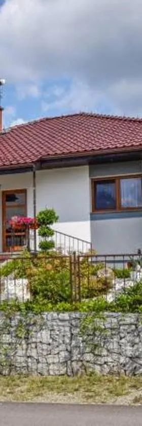 Trzy Pasma Pokoje Gościnne，位于Bozkow的酒店