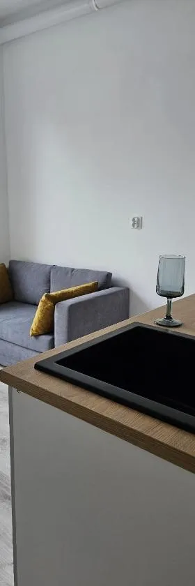 Rooms Hop To Wrocław，位于Czerńczyce的酒店