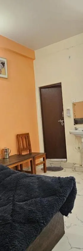 Gomukh Hotel Uttarkashi，位于乌德尔格希的酒店