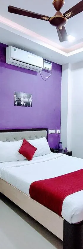 Naadi Hotel New Busstand Thanjavur，位于坦贾武尔的酒店