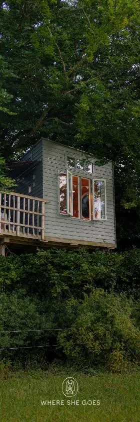 Treehouse escape，位于Kværndrup的酒店