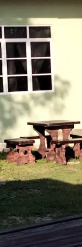 LR homestay，位于Kampong Ru Sepuloh的酒店