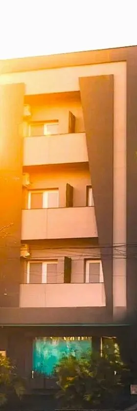 LG Golden Suites，位于圣米格尔·德·图库玛的酒店