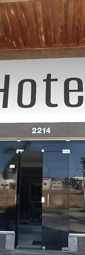 Gutemberg Palace Hotel，位于Nova Serrana的酒店