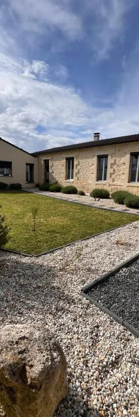 Studio 20 minutes des plages，位于Cissac-Médoc的酒店
