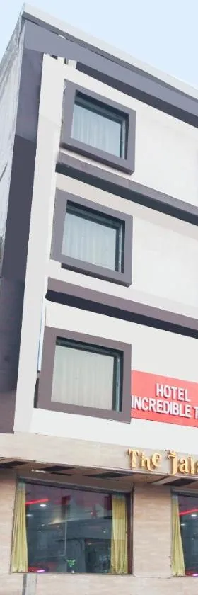 Hotel O Jalsa，位于Tājganj的酒店