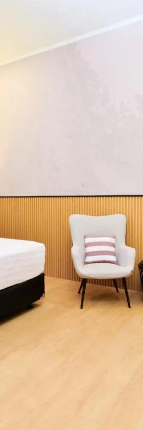 Berlian Abadi Hotel by Sinergi，位于外南梦的酒店