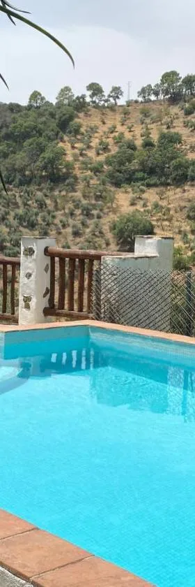 Finca El Molino De Aceite，位于Jubrique的酒店