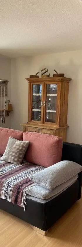 Charming studio with a view，位于弗利姆斯的酒店