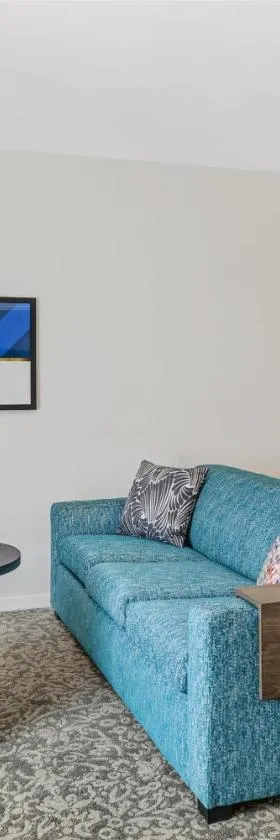 Sonesta ES Suites Chatsworth，位于查茨沃斯的酒店