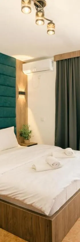 Hotel Dajti，位于乌尔齐尼的酒店