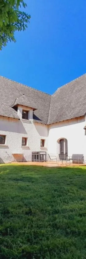 La Bonne Etoile - Chambres d'hôtes et Appartements -，位于普卢埃斯卡的酒店