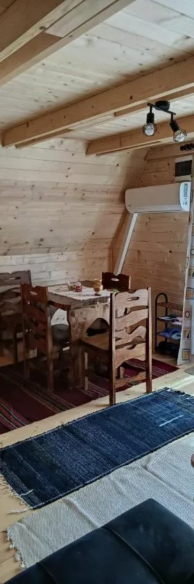 Prenoćište Lelić，位于瓦列沃的酒店