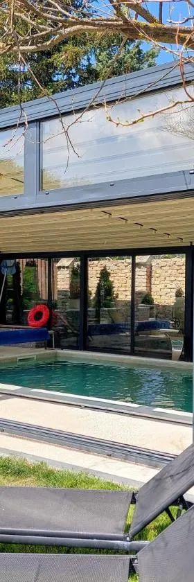Vila MP Banstol 4*- Brdež do, Fruška gora，位于Inđija的酒店