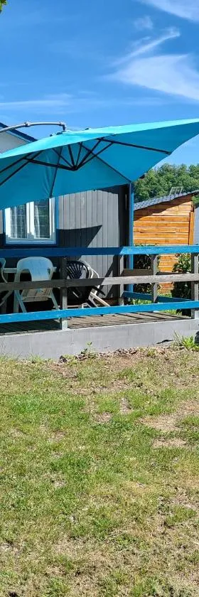 Petit chalet 5 personnes，位于La Celle-sous-Gouzon的酒店