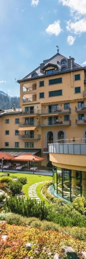 Hotel Vereina，位于克洛斯特斯的酒店
