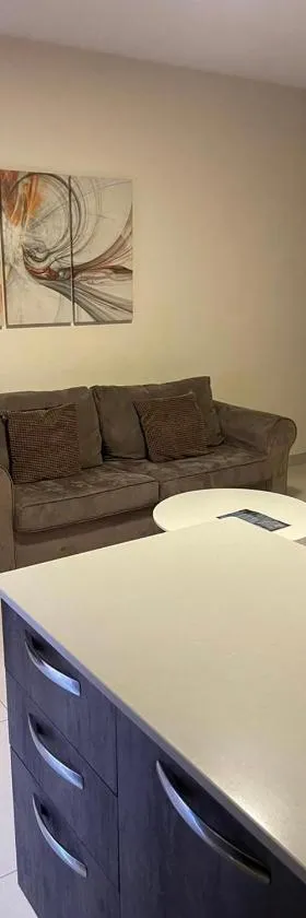 Entire and central Apartment close to the sea，位于Tal-Ħriereb的酒店