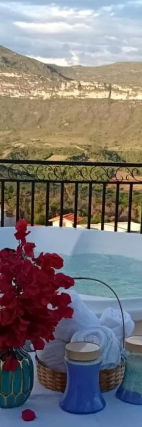 Diamantina Falls Boutique Hotel & Spa，位于伊比科阿拉的酒店