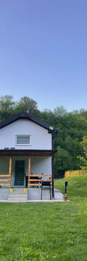 Apartman Elma，位于亚伊采的酒店