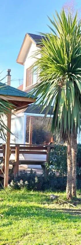 Palmeras Lodge，位于Vilcún的酒店
