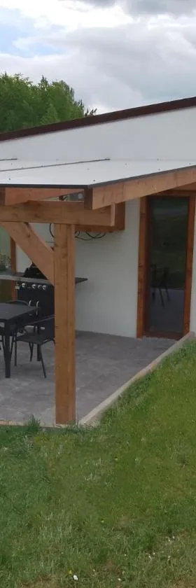 Útulný apartmán Vážka u Pastvinské přehrady v Orlických horách，位于Nekoř的酒店