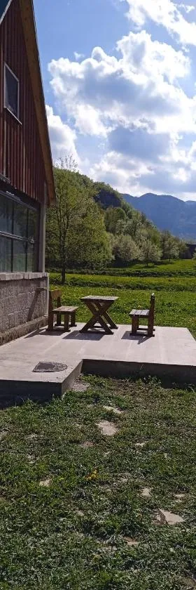 -DO- Gradac，位于Šavnik的酒店
