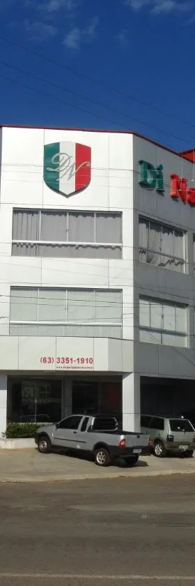 Di Napoli Plaza Hotel，位于古鲁皮的酒店