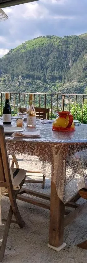 Domyv'Loup，位于昂特勒沃的酒店