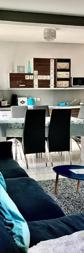 Snowqueen Hotel Apartment Paris-Disney，位于谢勒的酒店