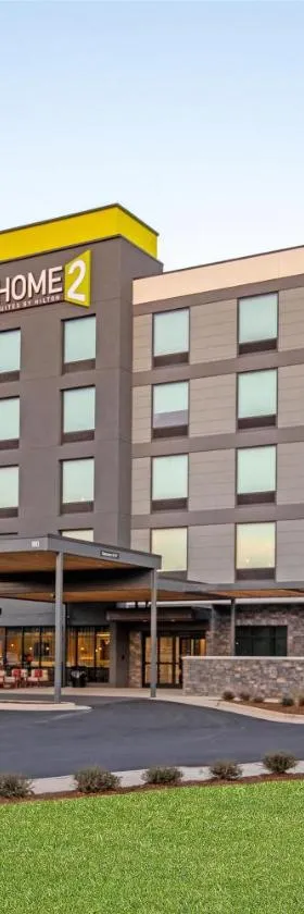 Home2 Suites By Hilton Smithfield Selma，位于史密斯菲尔德的酒店