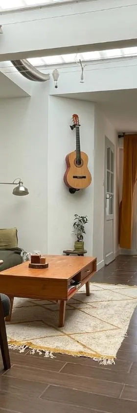 Chambre chez l habitant avec jardin près de Lille，位于Pérenchies的酒店