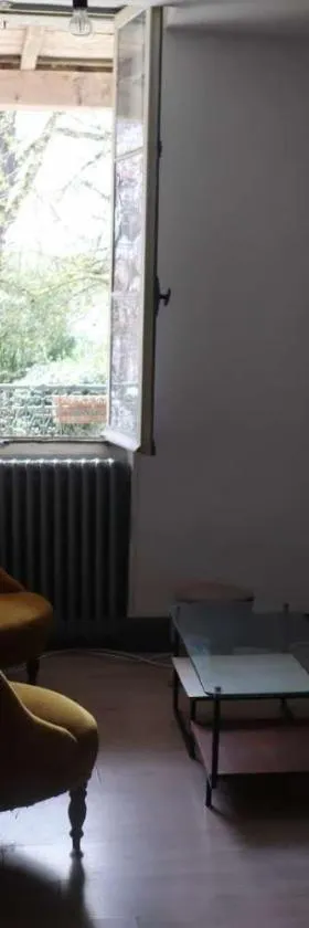 agréables studios avec terrasse sur jardin，位于科萨德的酒店