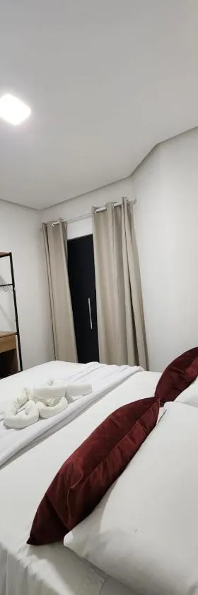 Hospedagens Rebouças，位于伦索伊斯的酒店