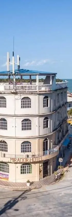 Mirador Hotel，位于科罗萨尔的酒店