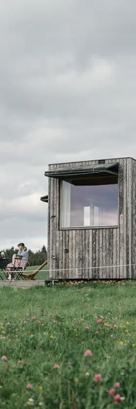 Glamping Na Malém Háji，位于Hora Svaté Kateřiny的酒店