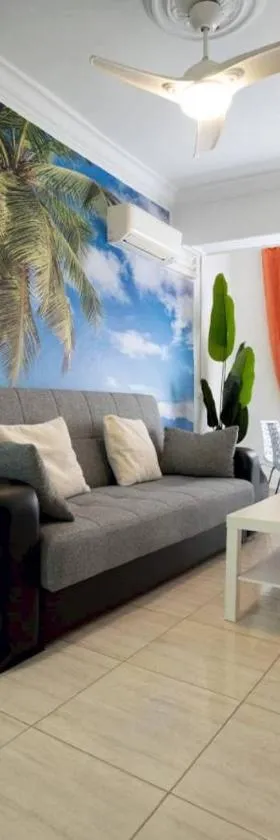 Apartalux Brizo Suites，位于格拉德卡斯特利翁的酒店