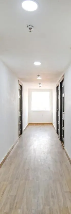 Super Townhouse The Royal Retreat，位于Garui的酒店