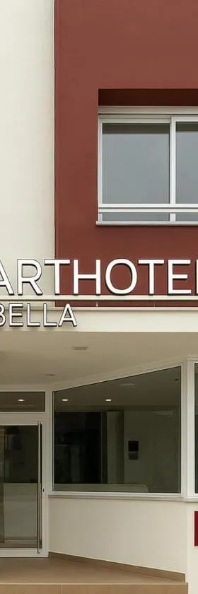 Sechi Aparthotel Marbella - Self Service, with parking，位于埃斯特波纳的酒店