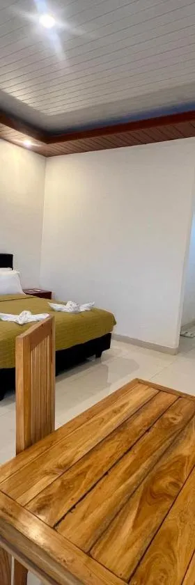 Pohon Purba Resort & Restaurant，位于萨萨克的酒店