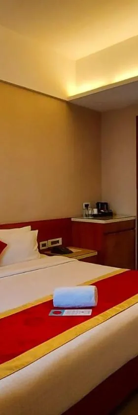 Capital Plaza Residency and conventional center，位于Mannārakkāt的酒店