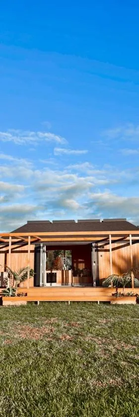 Allure - Your Auckland Wellbeing Sanctuary，位于奥克兰的酒店