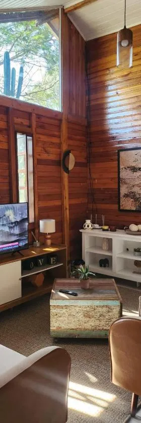 Chalé Veraneio-Itú-SP Vista para o lago Camping Carrion，位于伊图的酒店
